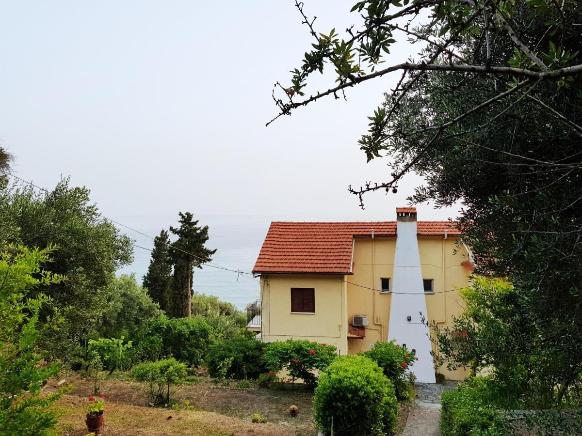 Stefanos Apartments Agios Gordios  Exterior foto